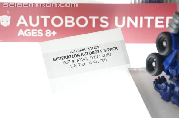 BotCon 2014: Hasbro Display: Age of Extinction Generations New Reveals - Transformers Event: DSC06927