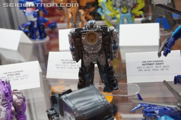 BotCon 2014 - Hasbro Display: Age of Extinction Robots In Disguise New Reveals