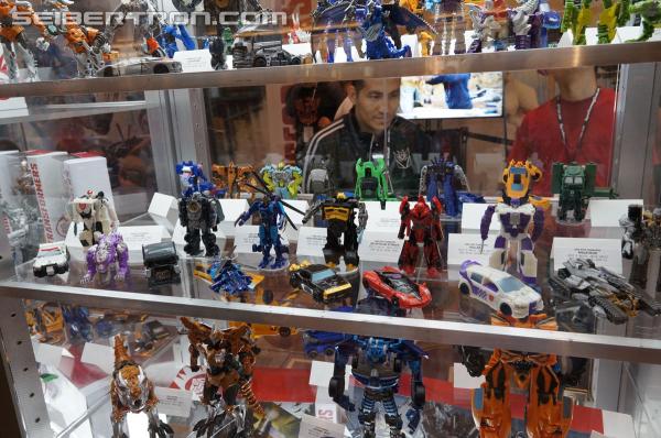 BotCon 2014: Hasbro Display: Age of Extinction Robots In Disguise New Reveals - Transformers Event: DSC06998
