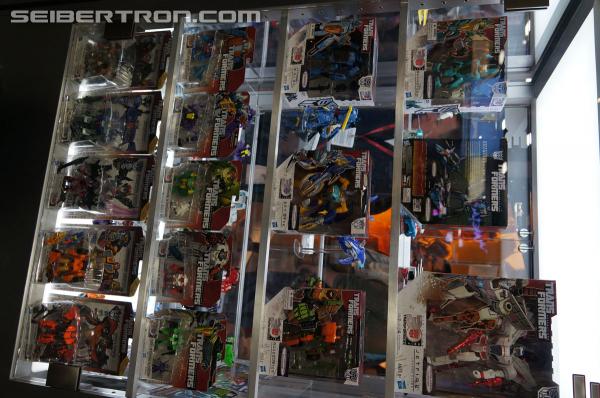 SDCC 2014: Hasbro Display: Generations - Transformers Event: DSC02595