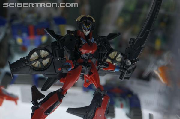 SDCC 2014: Hasbro Display: Generations - Transformers Event: DSC02651