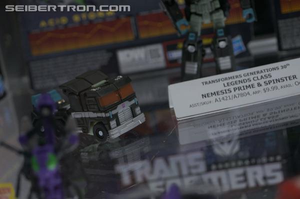 SDCC 2014: Hasbro Display: Generations - Transformers Event: DSC02664