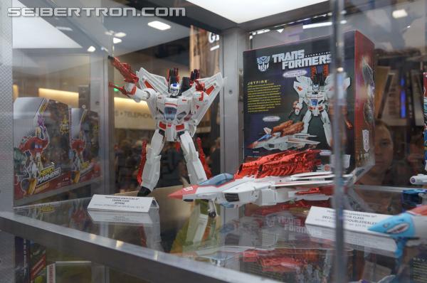 SDCC 2014: Hasbro Display: Generations - Transformers Event: DSC02672