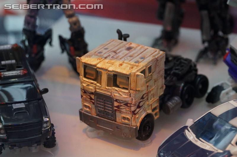 SDCC 2014: Age of Extinction Products - Transformers Event: DSC03541