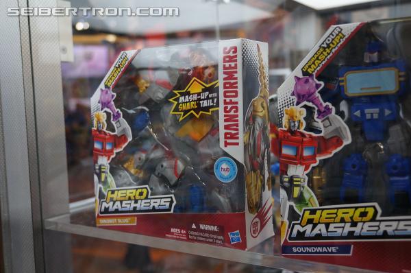 SDCC 2014: Hero Mashers Transformers and Rescue Bots - Transformers Event: DSC02598