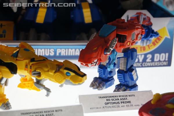 SDCC 2014 - Hero Mashers Transformers and Rescue Bots