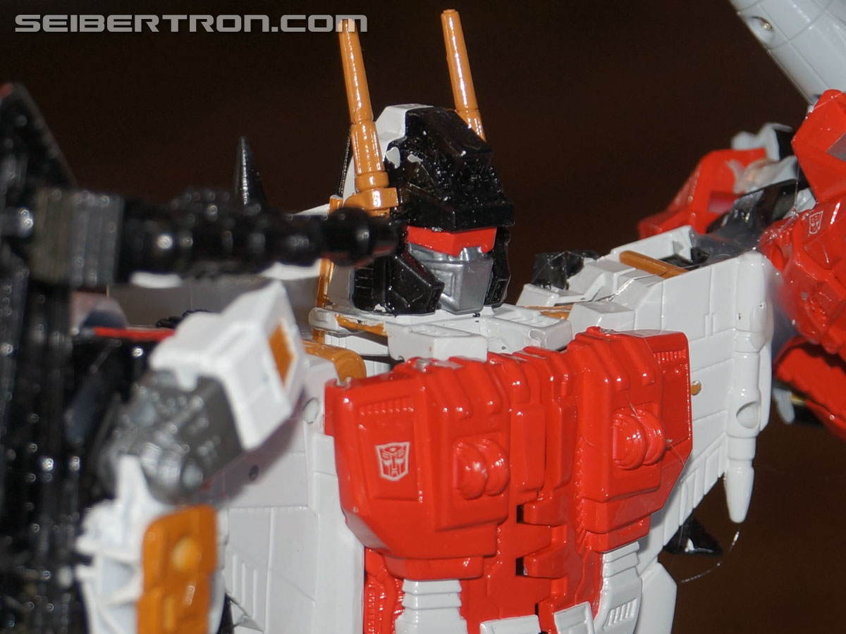 Transformers News: SDCC 2014 Coverage: Generations: Combiner Wars Superion and Menasor!