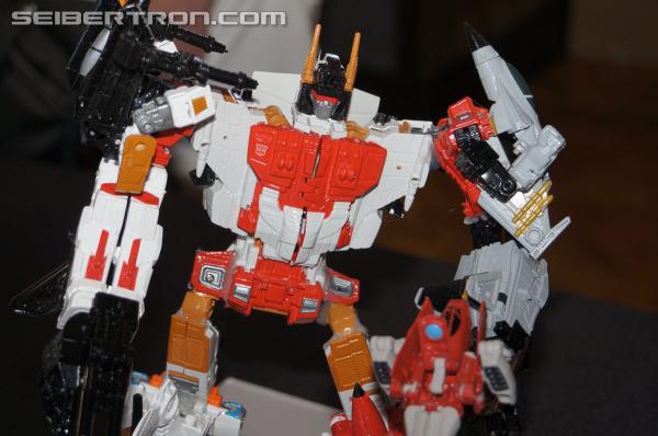SDCC 2014: COMBINERS!!! Menasor and Superion revealed! - Transformers Event: DSC02910