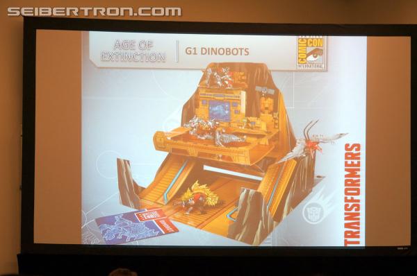 SDCC 2014: Hasbro SDCC 2014 Panel - Transformers Event: DSC02985