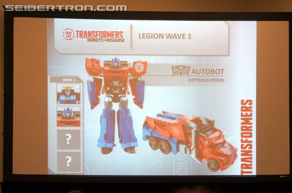 SDCC 2014: Hasbro SDCC 2014 Panel - Transformers Event: DSC03102