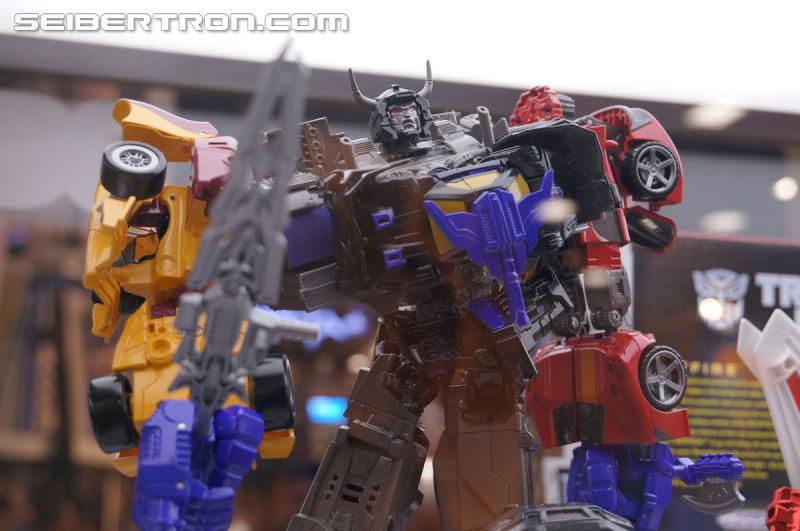 SDCC 2014 - Generations Combiner Wars Menasor and Superion