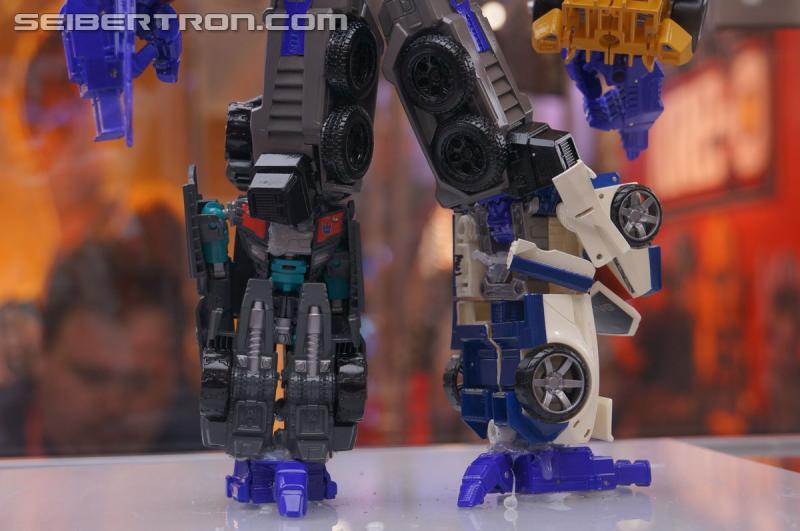 SDCC 2014 - Generations Combiner Wars Menasor and Superion