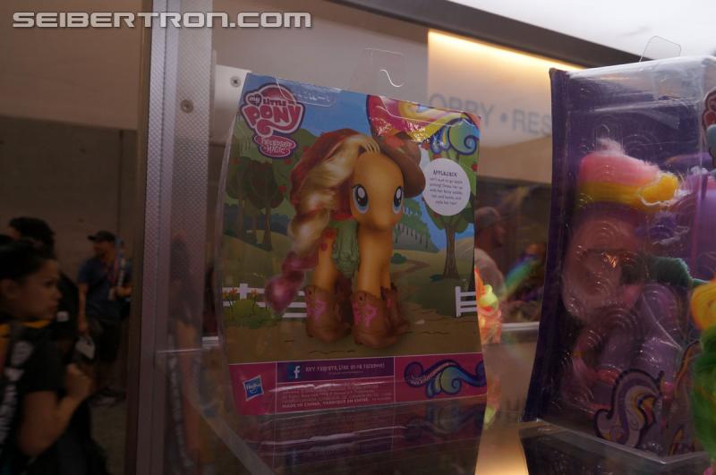 SDCC 2014: My Little Pony and Equestria Girls Products - Transformers Event: DSC03177