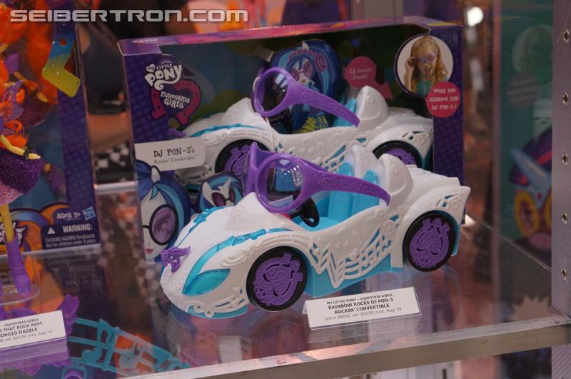 SDCC 2014: My Little Pony and Equestria Girls Products - Transformers Event: DSC03206