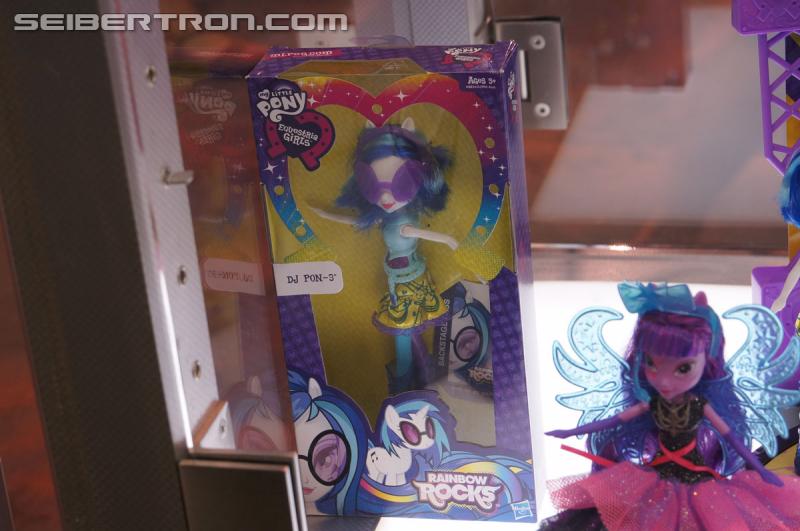 SDCC 2014: My Little Pony and Equestria Girls Products - Transformers Event: DSC03215