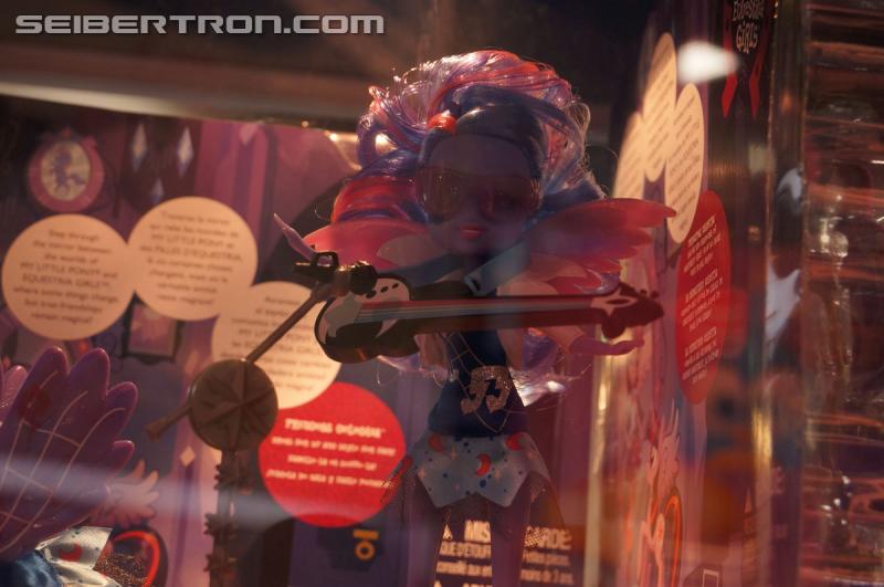 SDCC 2014: My Little Pony and Equestria Girls Products - Transformers Event: DSC03231
