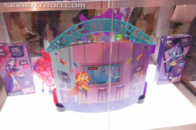 SDCC 2014: My Little Pony and Equestria Girls Products - Transformers Event: DSC03236
