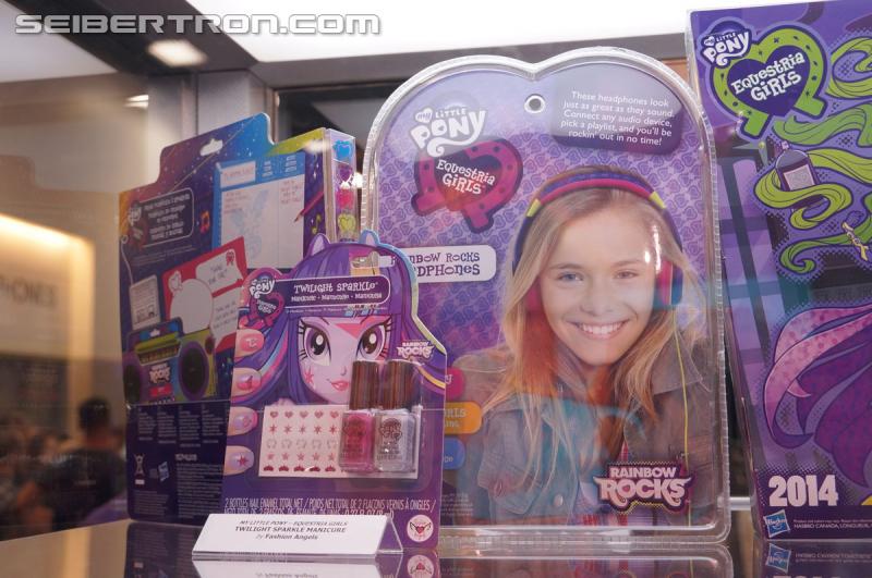 SDCC 2014: My Little Pony and Equestria Girls Products - Transformers Event: DSC03242