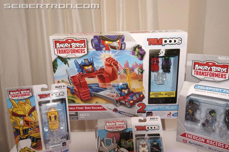 NYCC 2014: Angry Birds Transformers - Transformers Event: Angry Bird Tfs 009