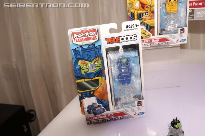 NYCC 2014: Angry Birds Transformers - Transformers Event: Angry Bird Tfs 013