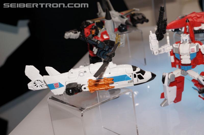 NYCC 2014 - Transformers Generations Combiner Wars
