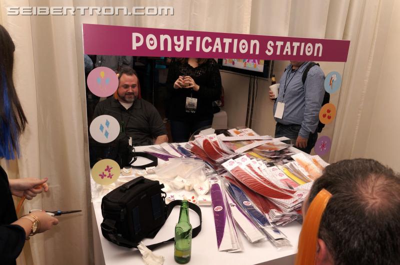 NYCC 2014: Miscellaneous Images from Hasbro Party - Transformers Event: Hasbro Party 014