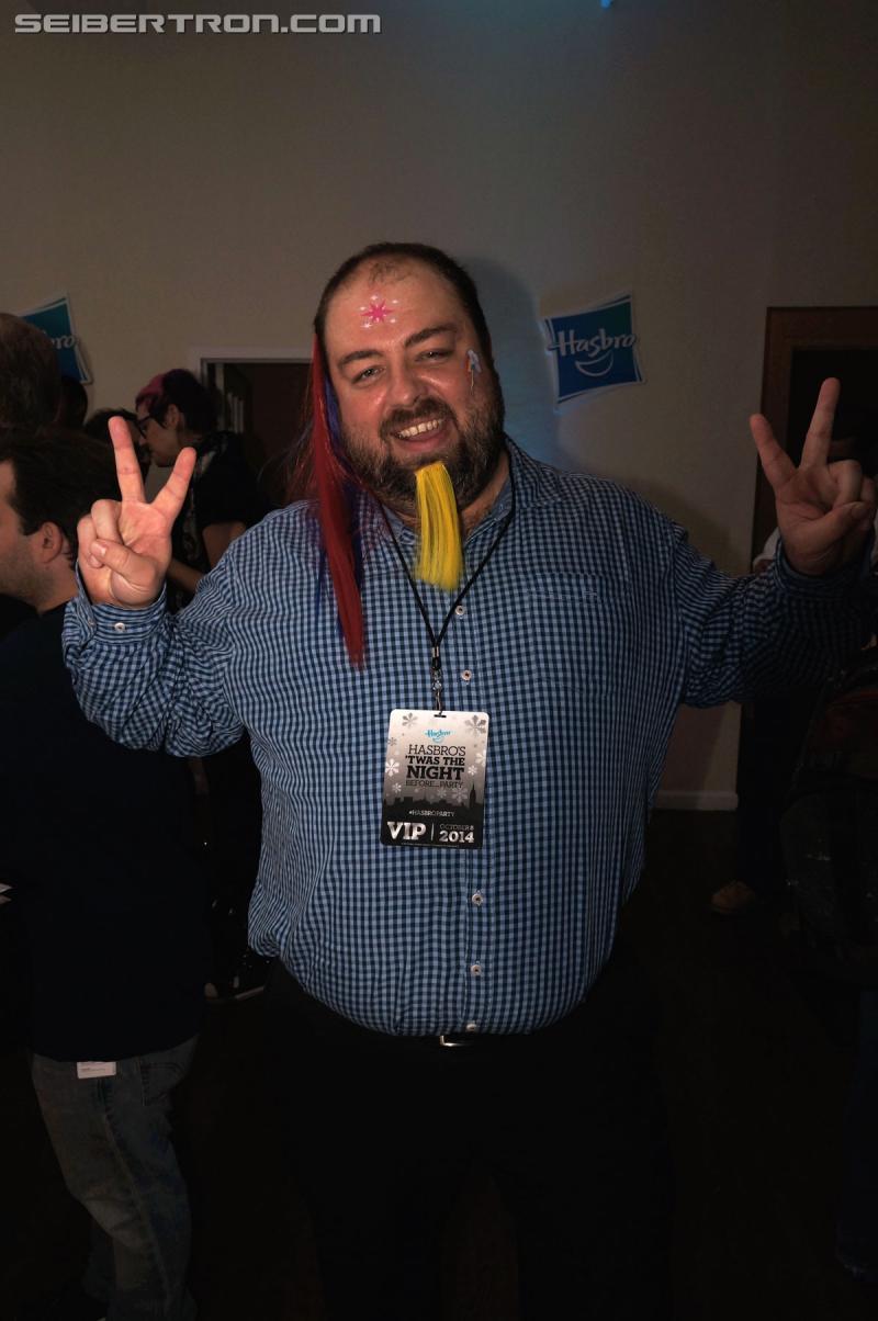 NYCC 2014: Miscellaneous Images from Hasbro Party - Transformers Event: Hasbro Party 020