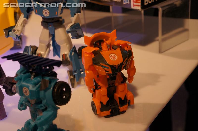 Toy Fair 2015: Giant Gallery Dump - Transformers Event: DSC07019