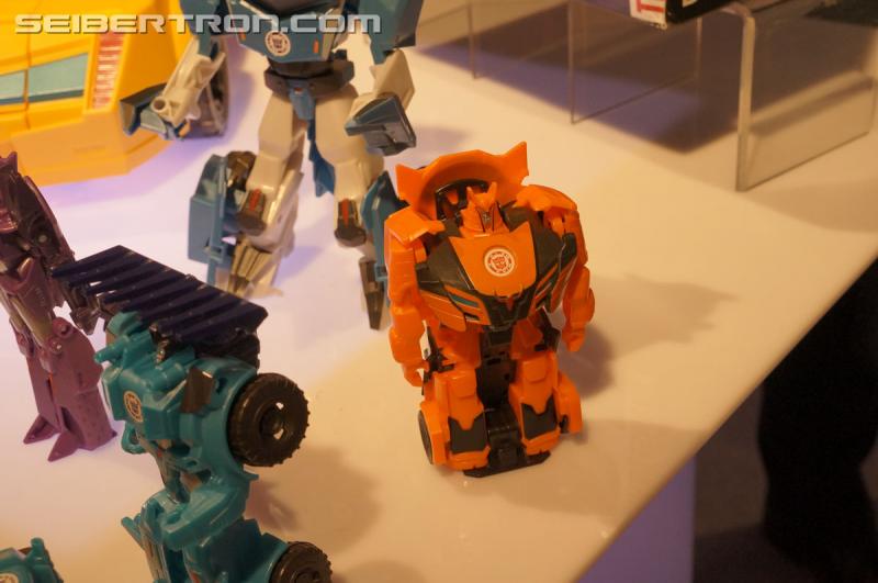 Toy Fair 2015: Giant Gallery Dump - Transformers Event: DSC07022