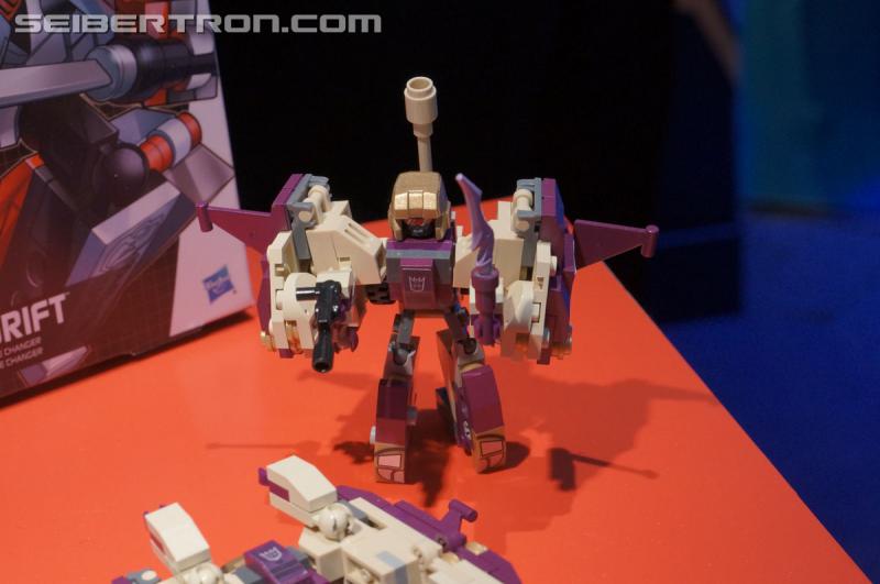 Toy Fair 2015: Giant Gallery Dump - Transformers Event: DSC07067