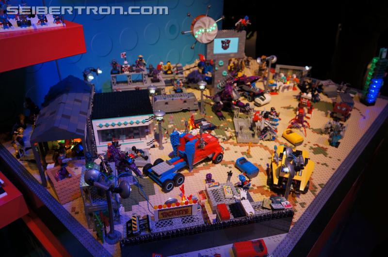 Toy Fair 2015: Giant Gallery Dump - Transformers Event: DSC07079
