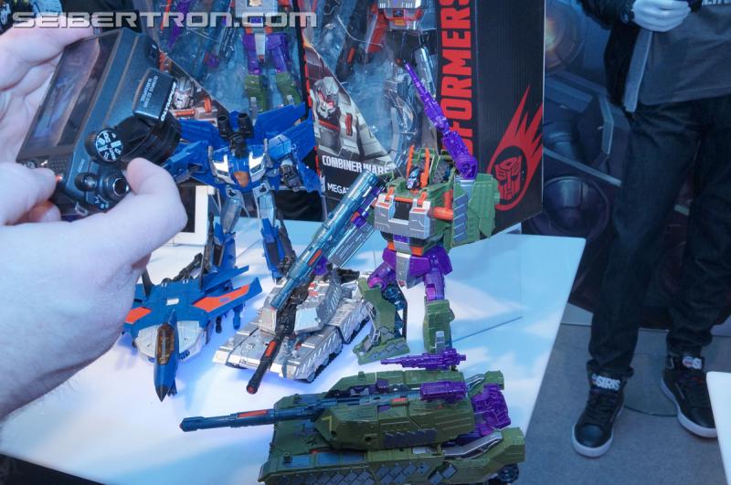 Toy Fair 2015: Giant Gallery Dump - Transformers Event: DSC07098