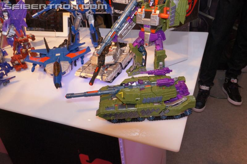 Toy Fair 2015: Giant Gallery Dump - Transformers Event: DSC07101