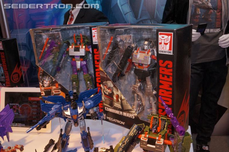 Toy Fair 2015: Giant Gallery Dump - Transformers Event: DSC07104