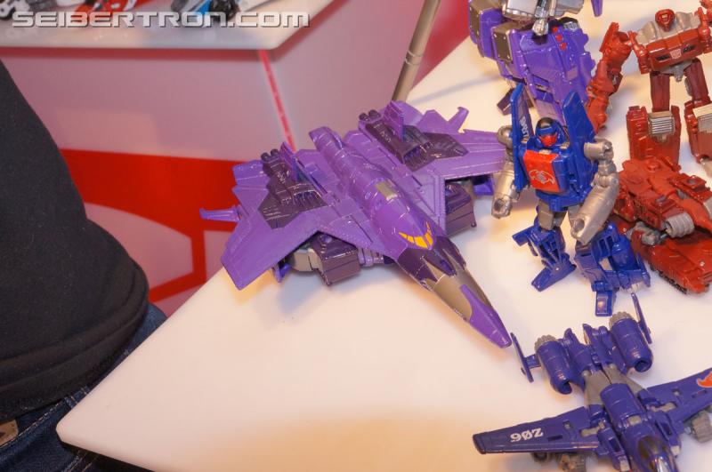 Toy Fair 2015: Giant Gallery Dump - Transformers Event: DSC07114