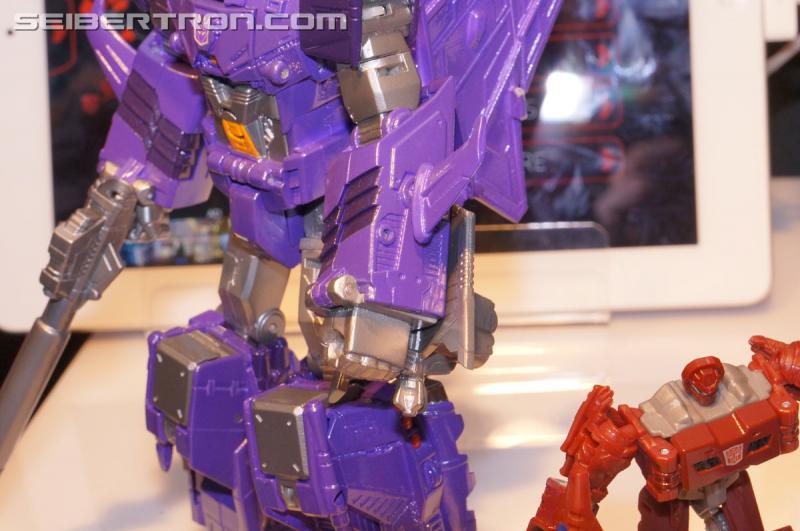 Toy Fair 2015: Giant Gallery Dump - Transformers Event: DSC07121