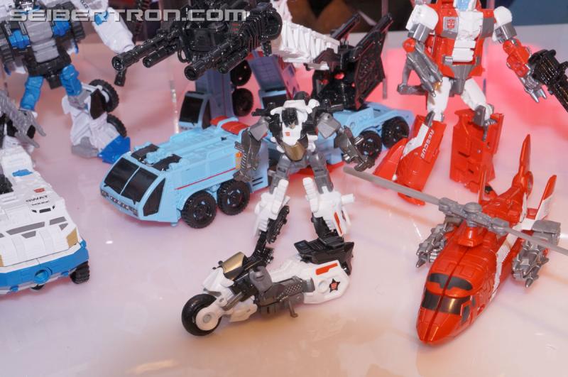 Toy Fair 2015: Giant Gallery Dump - Transformers Event: DSC07124
