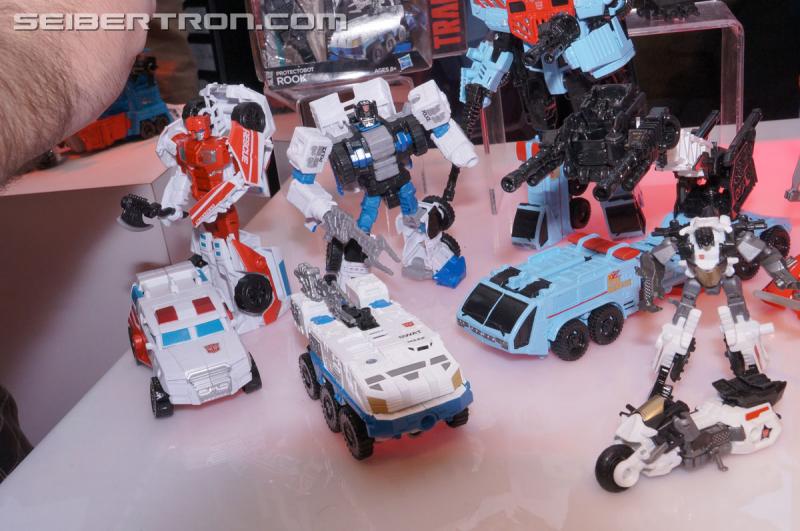 Toy Fair 2015: Giant Gallery Dump - Transformers Event: DSC07126