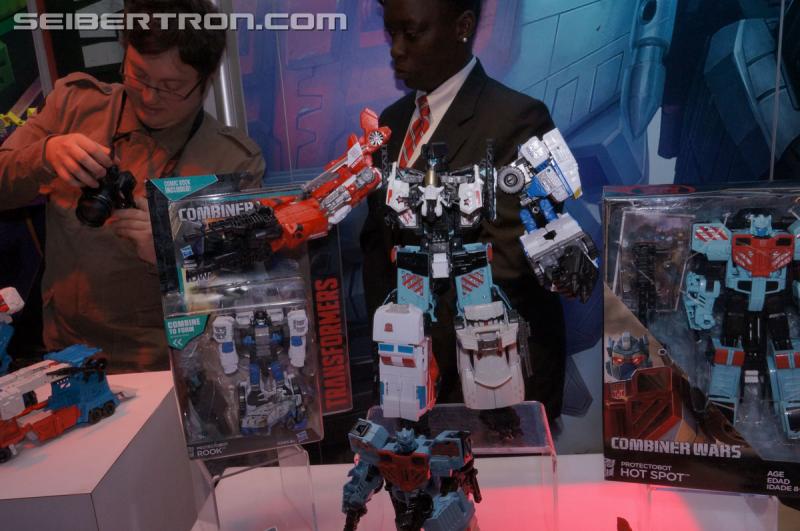 Toy Fair 2015: Giant Gallery Dump - Transformers Event: DSC07130