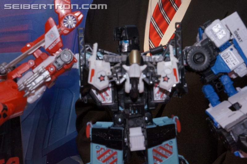 Toy Fair 2015: Giant Gallery Dump - Transformers Event: DSC07139