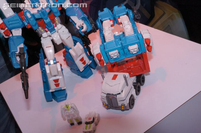 Toy Fair 2015: Giant Gallery Dump - Transformers Event: DSC07147