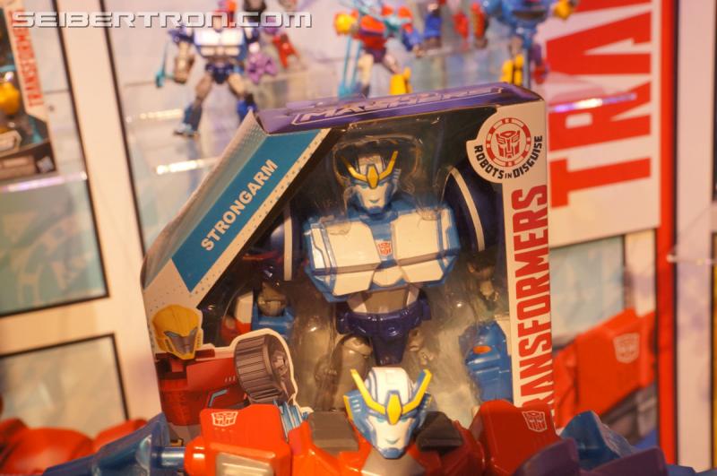 Toy Fair 2015: Giant Gallery Dump - Transformers Event: DSC07170