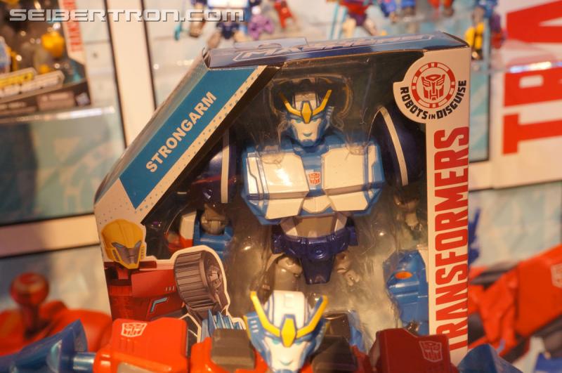 Toy Fair 2015: Giant Gallery Dump - Transformers Event: DSC07171