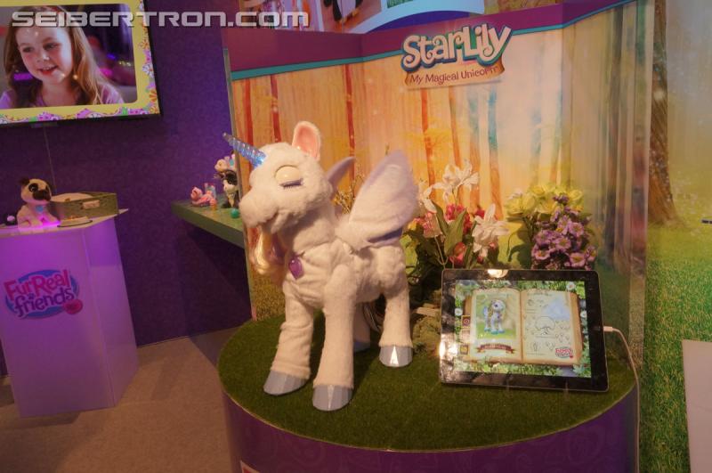 Toy Fair 2015: Giant Gallery Dump - Transformers Event: DSC07196