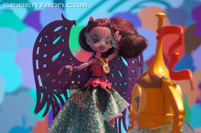 Toy Fair 2015: Giant Gallery Dump - Transformers Event: DSC07221