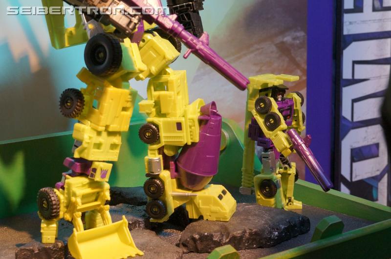 Toy Fair 2015: Giant Gallery Dump - Transformers Event: DSC07260