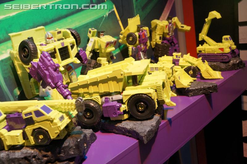Toy Fair 2015 - Combiner Wars Devastator