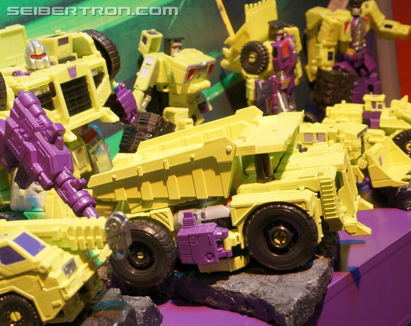 Toy Fair 2015 - Combiner Wars Devastator