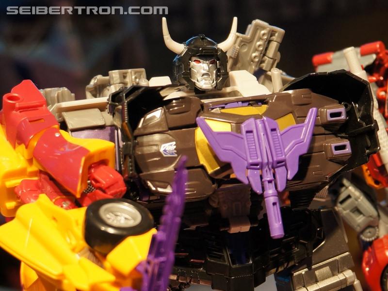 Toy Fair 2015 - Combiner Wars