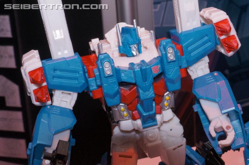 Toy Fair 2015: Combiner Wars - Transformers Event: Combiner Wars 136